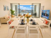 Absolute Waterfront Living in the CBD - Bed and Breakfast Sydney
