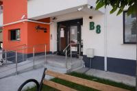 Contemporary Studio with Balcony & Parking by Blvd 57B8 - Chambres d'hôtes Voluntari