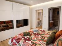 Large 4 Bedroom Apt with use of Pool - Bed and Breakfast San Pawl il-Baħar