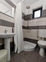 Isabela - B&B Costineşti