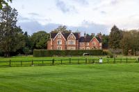 Care Ashore Guest Rooms - B&B Cranleigh