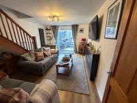 Sleeps 5 pet friendly Enclosed garden Parking - B&B Hereford
