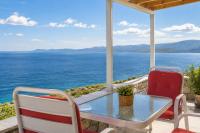 Nireos Coast Evia - Panoramic Seaview Gem - B&B Ano Vatheia