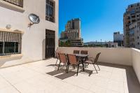 Ruim 185m2 appartement voor grote gezinnen met privéparking en zeezicht - Chambres d'hôtes Tanger