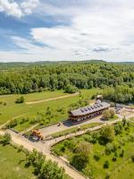Pensiunea la Tăuț - Bed and Breakfast Călineşti