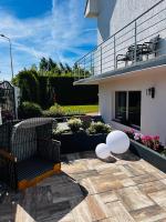 Sunny Apartament PUSTKOWO -SUNNY SIDE BALTIC- - B&B Pustkowo