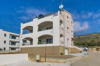 Apartmani Perlen - Ferienwohnung Seget Vranjica