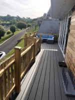 New renovated Family Holiday Chalet in Caswell - B&B Mumbles