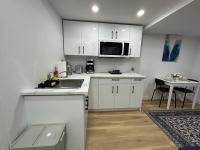 Cosy and Cute Private Basement Suite - Bed and Breakfast Winnipeg