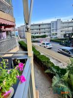 APARTBEACH AGUSTINA ARAGON 2 VISTAS LATERAL a PLAYA - B&B Salou