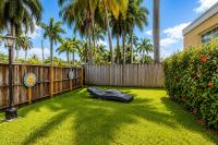 2BR with patio, grill, central AC, enclosed yard - Ferienwohnung Hollywood