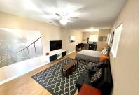 Central Private King Suit Washer Dryer 2 Miles to Hospital - B&B Winter Haven