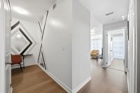 Luxury 1BR Plus Office in Downtown Toronto - Steps to St Lawrence Market, Distillery District - GYM - Chambres d'hôtes Toronto
