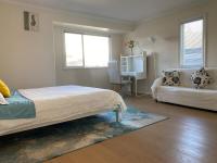 Warm and Cozy Bedroom with Private Bathroom - B&B Richmond