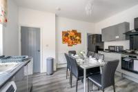 16PT1 - Spectacular Stay in Armley - Bed and Breakfast Emley