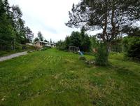 Modern cabin by Lake Lyseren with large private grounds - Bed and Breakfast Spydeberg