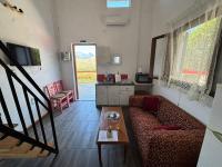 Βαχος rooms 5 - B&B Tseratsiá