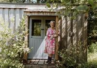 The Charcoal Hut woodland retreat - B&B Llandovery
