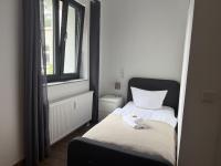 BIELEFELD CITY APARTMENTS - komfortable Einzelzimmer und Doppelzimmer - moderne Badezimmer, schnelles WLAN, Self-Check-In - B&B Bielefeld
