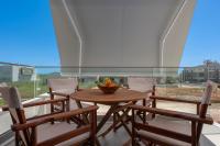Danae Luxurious Residences- 4 min walk from beach - B&B Néa Moudhaniá
