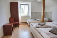 Triple Room with Shared Toilet