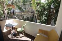 Margalit Studio Apartment with Balcony - B&B Tel Aviv