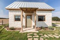 The Stone Cottage for 2 TimberRose Ranch hot tub - B&B Fredericksburg