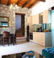 Villa de 2 niveles con 1 dormitorio