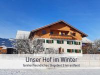 Bauernhof Finkel - Ferienwohnungen mit Balkon - Bergsicht - Traktor mitfahren - Tiere streicheln - entspannter Familienurlaub - zentrale Lage nahe Oberstdorf - Chambres d'hôtes Ofterschwang