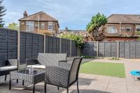 Spacious 3BR Home Near Central London & Excel - B&B London