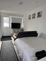 Ridgeway Studio - B&B Chandler's Ford