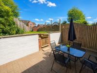 Stylish Leamington Spa Home, Free Parking, Netflix, Disney, Superfast WiFi - Chambres d'hôtes Royal Leamington Spa