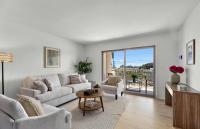 Two Bedroom Townhome with Harbor and Ocean Views - Chambres d'hôtes Los Angeles