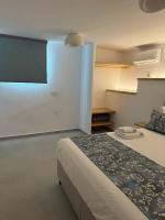Apartamento de 1 dormitorio con balcón