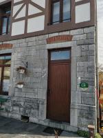Han-Voyage 2nd floor apartment Breakfast included - Chambres d'hôtes Han-sur-Lesse