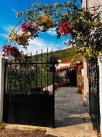 Ermis apartment 1 - Bed and Breakfast Prínos