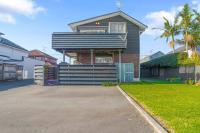 St Heliers 2BR Escape with Views - Parking - B&B Auckland