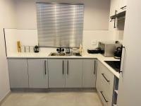 Waterford Executive Apartments- One Bed Studio Apartment - Chambres d'hôtes Mbabane