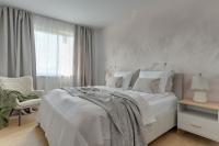 One-Bedroom Apartment with Balcony