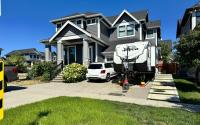 Cozy South Surrey Private Suite 1 Bedroom - 2 Beds - Separate Entrance - B&B Surrey