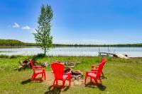 Quiet Relaxing Lakefront Cabin w/ Private Dock - Ferienwohnung Merrifield