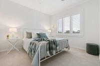 The Beachurst Shorehouse 650m to Beach - B&B Darriman
