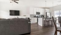Landing Apartments - Abrazo at Rice Hope - Chambres d'hôtes Port Wentworth