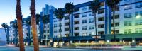 Beautiful 2BR 2BA on Wilshire Blvd - 10 min to Beverly Hills - Walking distance to Cafes and Restaurants - Chambres d'hôtes Los Angeles