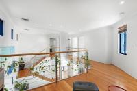 Fireplace Family Retreat Walk to Karrinyup - Bed and Breakfast Perth
