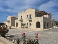 Terra Di Pietra Exclusive Suites & Apartments - B&B Areopolis
