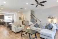Urban Gem w/ Balcony! Near NRG Stadium & Downtown - B&B Houston