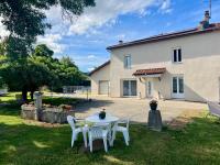 Corps de ferme à 50min de Lyon - B&B Moissieu-sur-Dolon