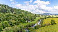 Charming 3-Bed Cottage by the River Usk - Ferienwohnung Abergavenny