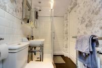 Carnegie Library: Bronte Apartment 1 Bedroom - B&B Swinton